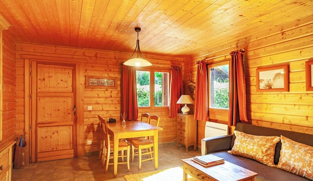 Chalet "L'herminette" with Garden & Terrace