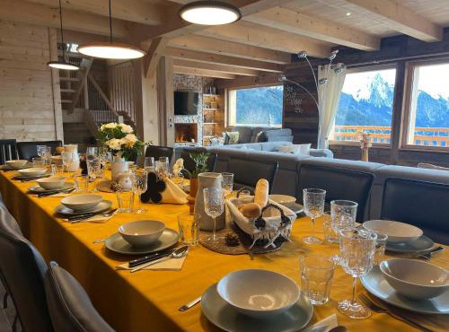 Chalet Serbijanka Alpine Retreat with Hammam Sauna and Jacuzzi for 14 Gueststs